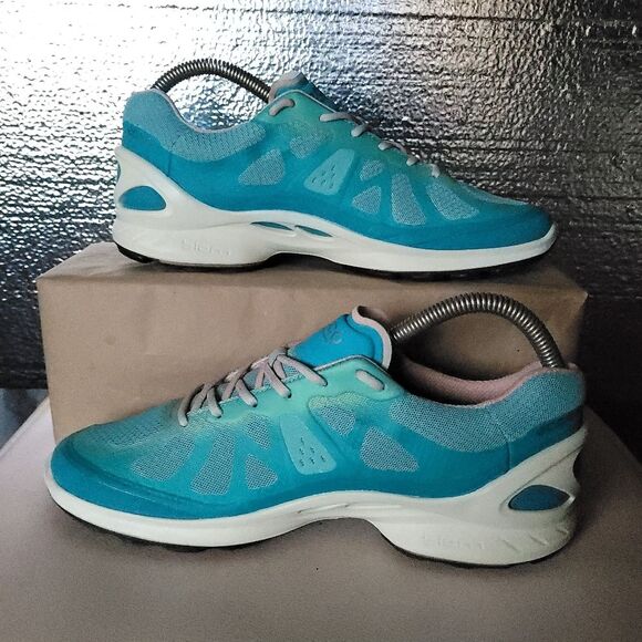ECCO Biom Fjuel Racer Athletic Running Sneakers Shoes Blue, Womens 8 US, 39 EU - Picture 2 of 13